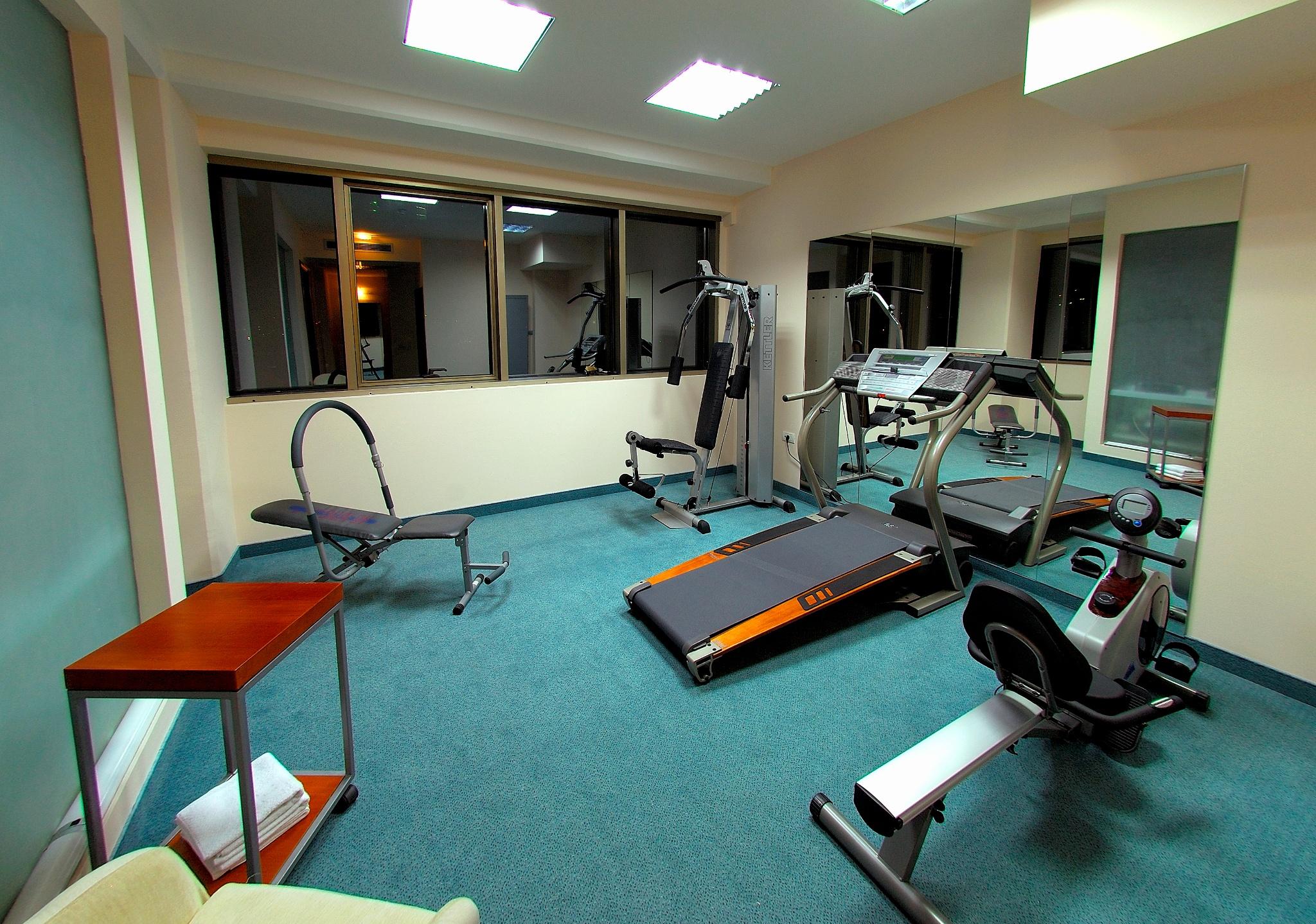 Hotel Arka Skopje Exteriér fotografie A gym in a hotel